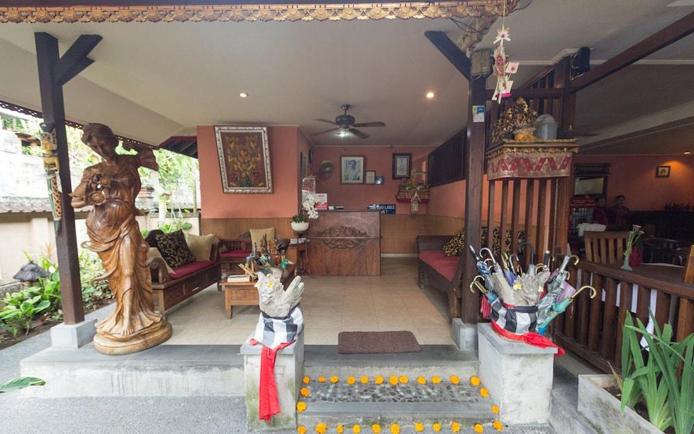 Sri Aksata Ubud