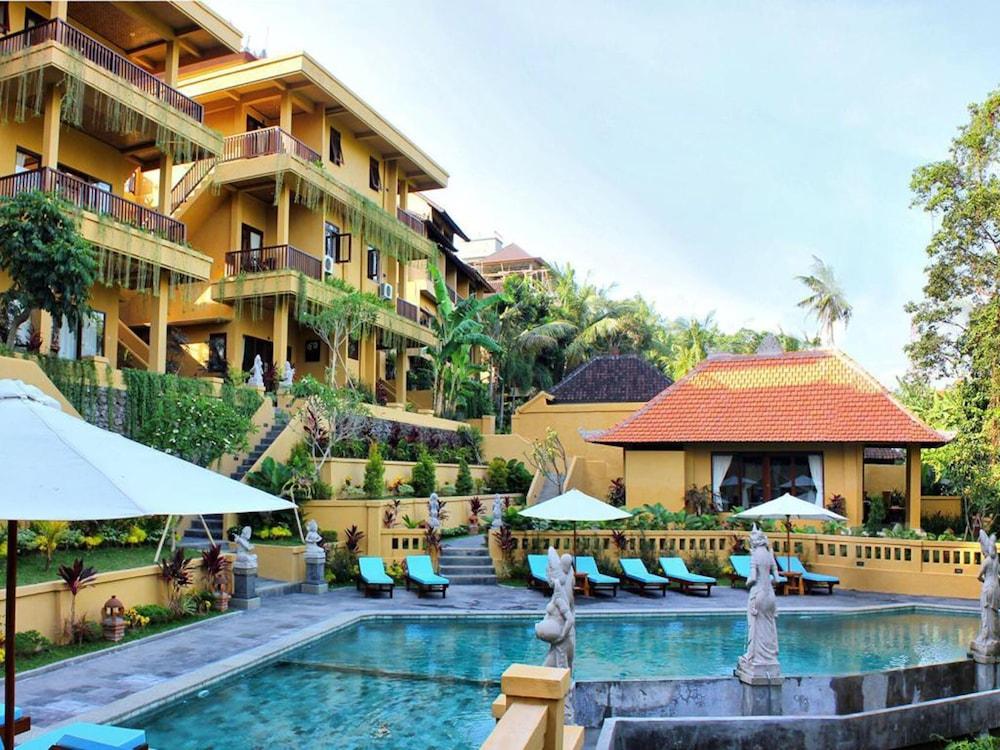 Sri Aksata Hotel
